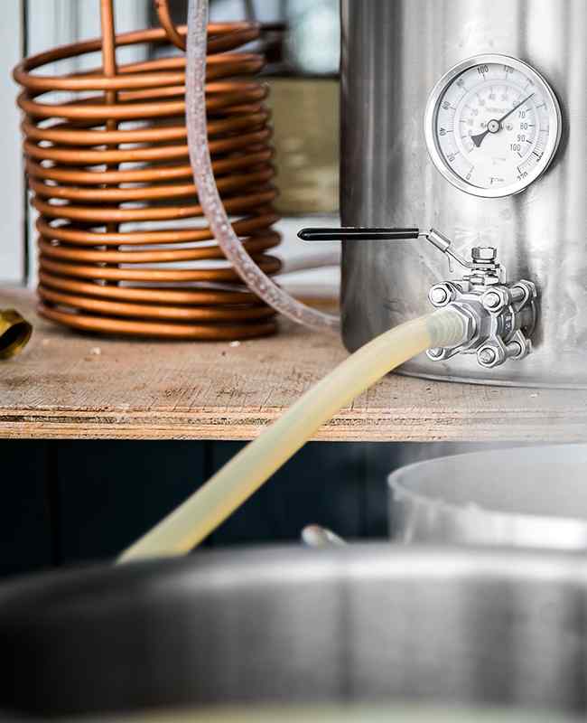 https://birrificiosorrento.com/wp-content/uploads/2017/05/home_ingredients_02.jpg