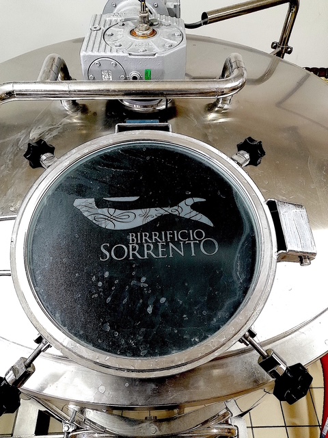https://birrificiosorrento.com/wp-content/uploads/2025/11/Birrificio-Sorrento-Mach.jpeg.jpg